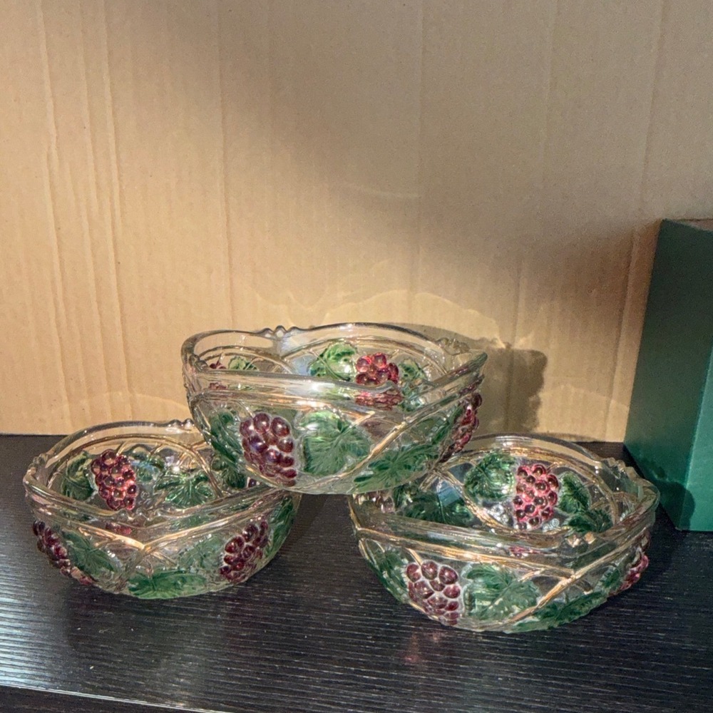 Vintage Set of 3 Hand Painted Grape Glass Bowls Clear Green Purple Embossed 5in